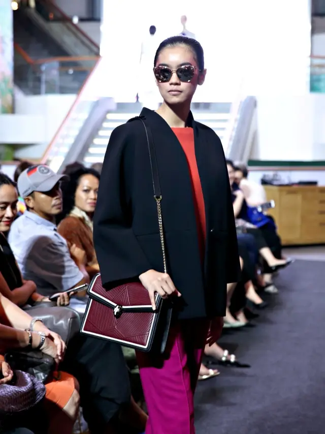 Representasi aturan perempuan jalani peran dalam koleksi perhiasan mewah Bvlgari x Kraton