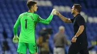 Dalam laga pembuka Premier League 2020-2021, Kepa Arrizabalaga tampil mengesankan meskipun gawang Chelsea kebobolan satu gol melawan Brighton & Hove Albion. (AFP/Richard Heathcote)