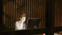 Rutinitas 30 Menit Setelah Stres Seharian di Kantor, Wajib Dicoba!