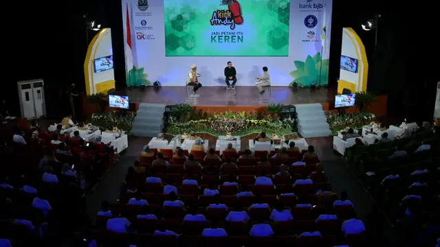 1.249 Petani Milenial Jawa Barat Diwisuda, Ridwan Kamil: Bukti Konsisten dan Pantang Menyerah