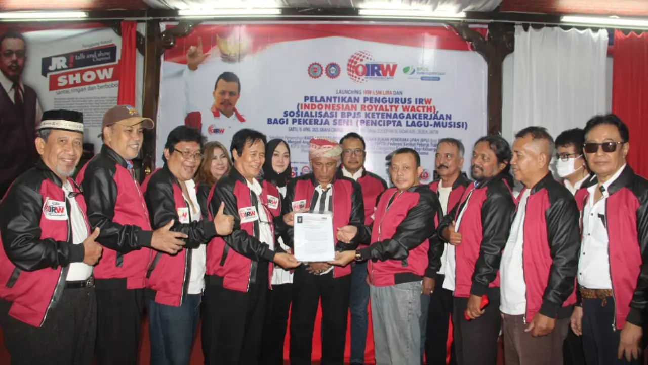 Indonesia Royalty Watch memastikan para pekerja seni mendapatkan haknya.