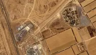 Gambar satelit yang diperoleh dari Planet Labs PBC dan diambil pada tanggal 3 Mei 2024, menunjukkan pemandangan luas perbatasan Kerem Shalom antara Israel dan Jalur Gaza. (AFP)