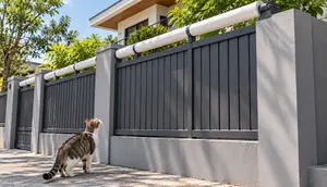 Cara Pasang Pipa Paralon Berputar di Ujung Pagar, Trik Murah Bikin Kucing Gagal Memanjat dan Kabur dari Rumah
