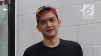 Pemeran Galang dalam sinetron Dua Wanita Cantik, Rezky Aditya. (Liputan6.com/Fery Pradolo)