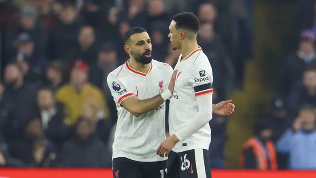 Foto: Trent Alexander Arnold Selamatkan Liverpool dari Kekalahan, The Reds Mulai Grogi dalam Persaingan Juara Liga Inggris?