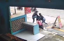 Aksi Heroik Dua Remaja Putri Gagalkan Pencuri Motor, Pelaku Kabur Usai Dilempar Sandal