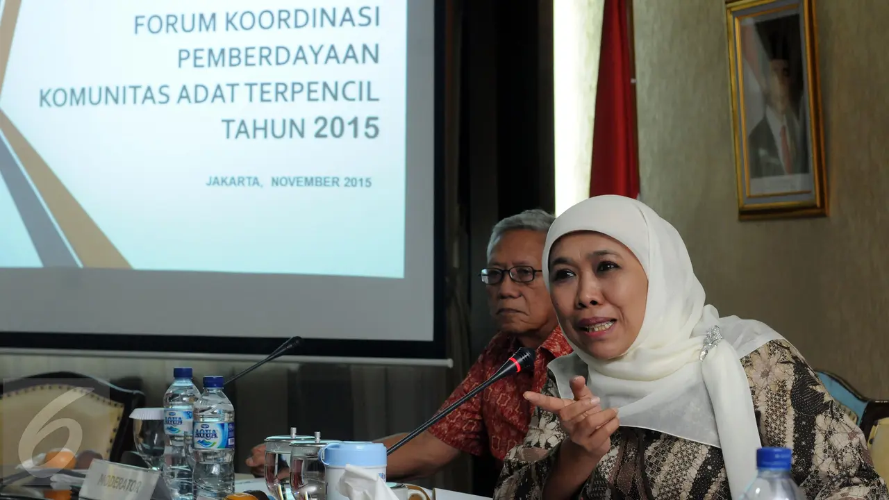 20151104-Bahas Komunitas Adat Terpencil, Mensos Khofifah Diskusi dengan Pihak Terkait-Jakarta