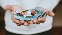 Tips Berdiskusi Soal Keuangan dengan Orangtua yang Keras Kepala