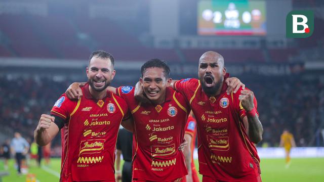Foto: Persija Meledak-ledak Hancurkan Bhayangkara FC 3 Gol Tanpa Balas, Persaingan di Papan Atas BRI Super League Makin Panas