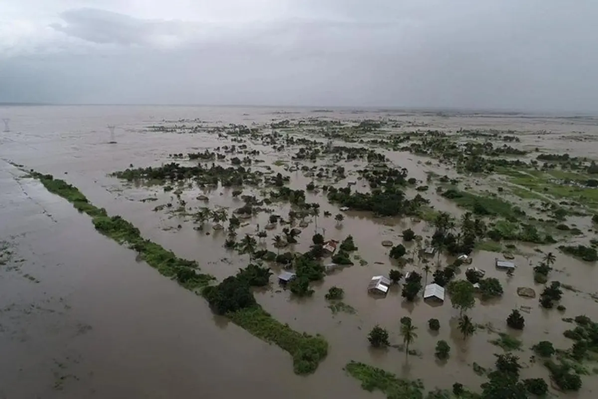 Banjir menutupi Nicoadala, Provinsi Zambezia, Mozambik, setelah Siklon Idai melanda pada Maret 2019.