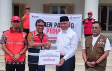 Semen Padang dan IKA UNAND Salurkan Ratusan Juta Rupiah untuk Bantuan Bencana Sumbar