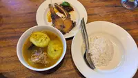 10 Restoran Tradisional Terbaik Indonesia yang Mendunia, Wajib Dicoba