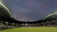 Suasana Stadion Pakansari, Bogor, saat Indonesia melawan Vietnam dalam laga leg pertama semifinal Piala AFF 2016 di Stadion Pakansari, Bogor, Sabtu (3/12/2016). (Bola.com/Peksi Cahyo)