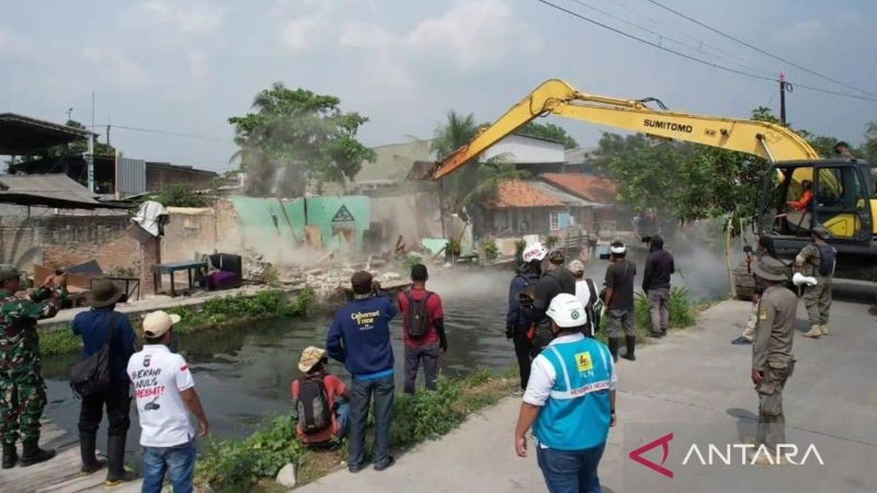 Tahukah Anda, 515 Bangunan Liar di Bantaran SS Sukatani Ditertibkan Pemkab Bekasi untuk Penataan Kawasan?