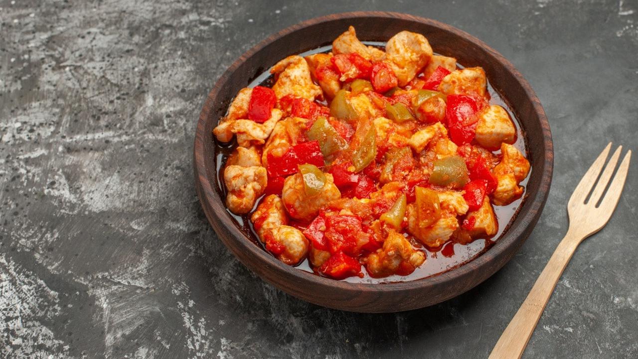 Tidak Semua Jenis Cabai Merah Cocok untuk Ayam Rica-Rica? Simak untuk Komposisi Terbaik
