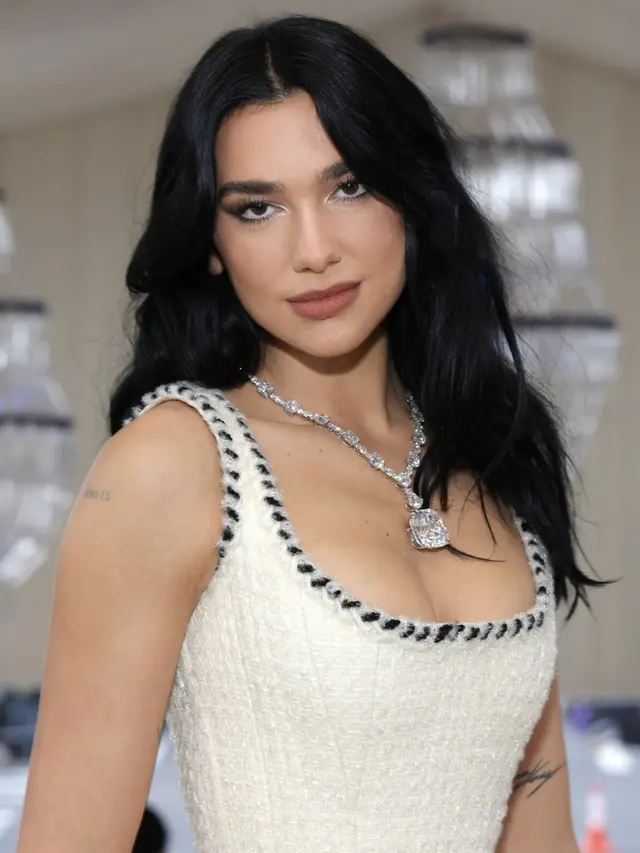 Dua Lipa