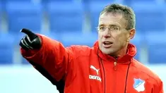 Ralf Rangnick, head coach of German first division Bundesliga club TSG 1899 Hoffenheim, gives instructions to his players during a training session on January 22, 2009. AFP PHOTO/THOMAS LOHNES