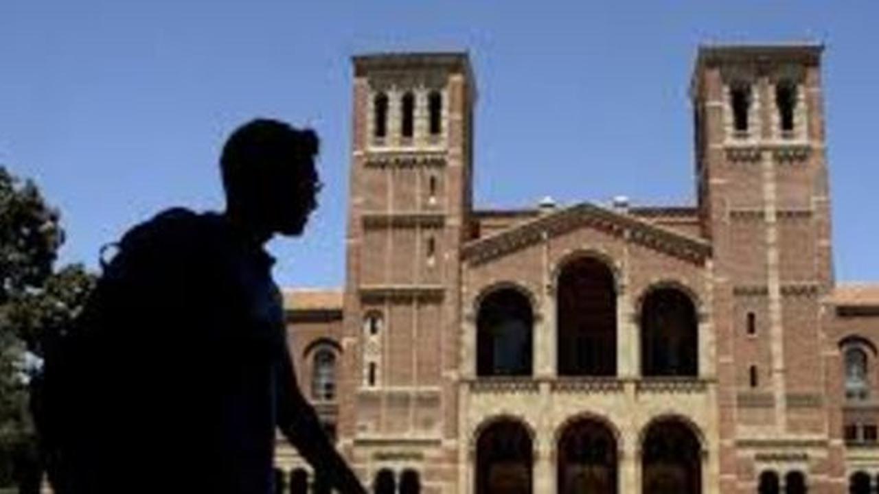 UCLA (AS)