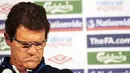 Ekspresi pelatih Inggris Fabio Capello dalam konferensi pers di Rustenburg, 28 Juni 2010, sehari setelah kekalahan 1-4 dari Jerman di babak 16 besar PD 2010. AFP PHOTO / PAUL ELLIS 