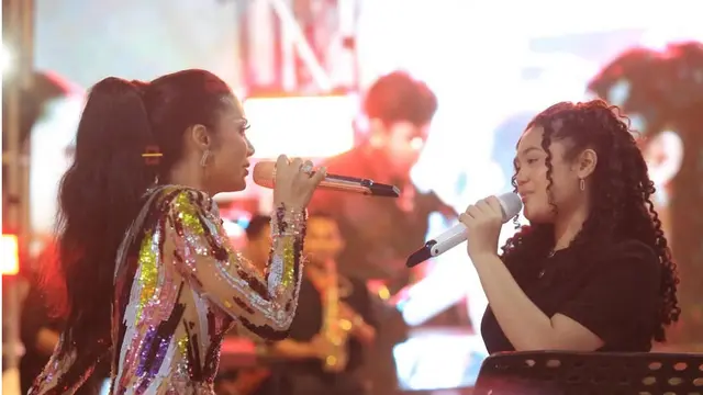 Krisdayanti saat Hadir di Pesta Ulang Tahun Presiden Timor Leste duet bareng Amora. [@krisdayantilemos]