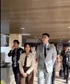 Momen Fuji mengunjungi kantor Gedung DPR RI bersama Verrell Bramasta mengundang perhatian publik. Hal ini terlihat dalam unggahan Instagram Verrel Bramasta.  [Foto: instagram/ Fuji]