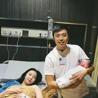Keluarga baru kapten Vincent [Foto: instagram.com/vincentraditya]