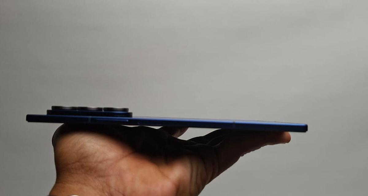 Ini Penampakan Samsung Galaxy Z Fold7 yang Baru Dirilis
