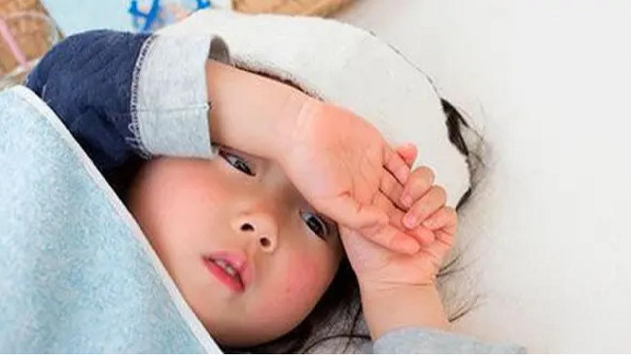 Cara Tepat Menurunkan Demam Anak dengan Kompres dan Perawatan Lainnya