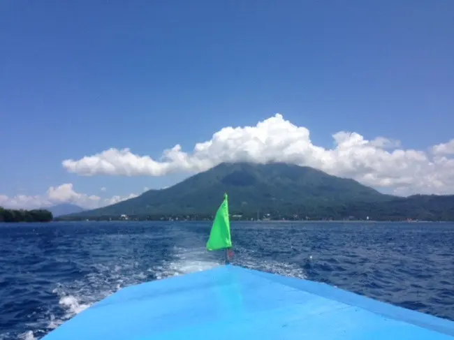 Menjelajah Kecantikan Adonara yang Belum Terjamah (Foto: Christina Nila)