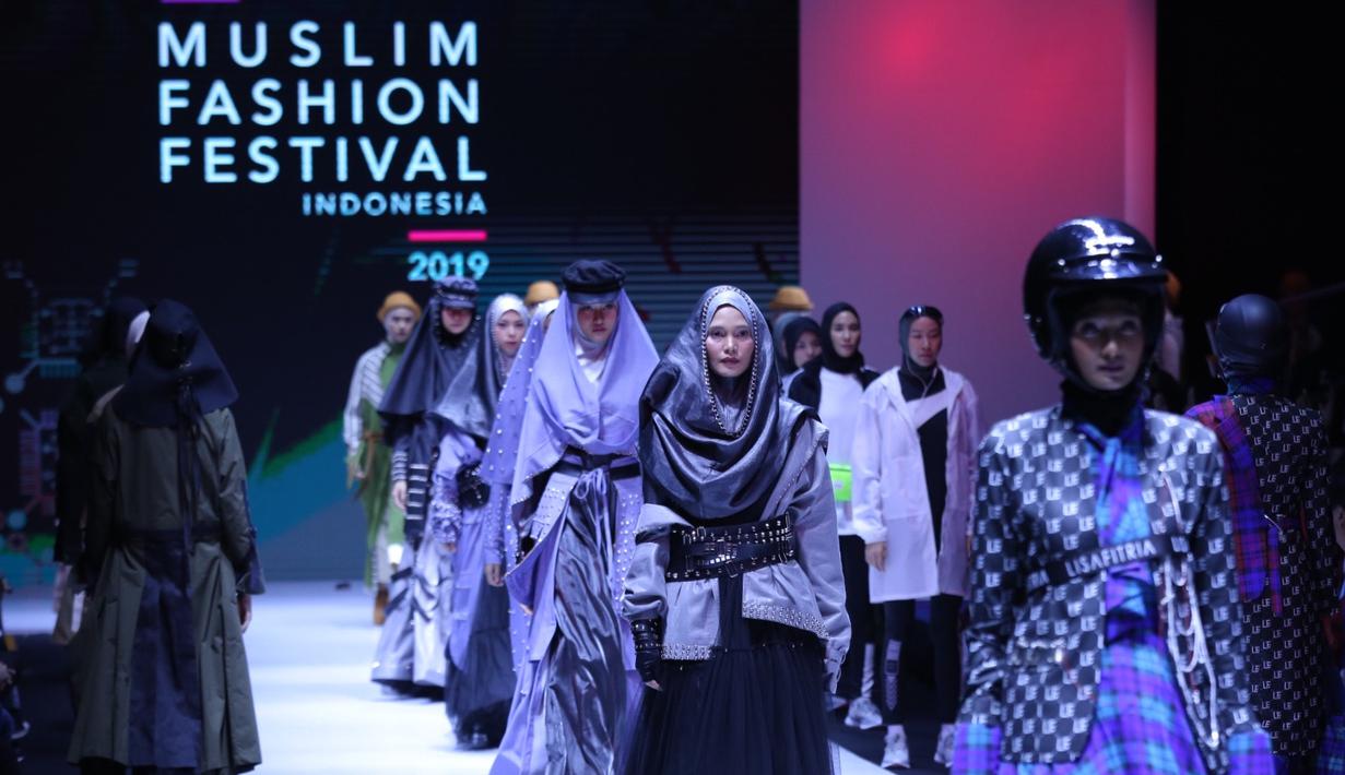 Potret Parade Busana  Muslim  di MUFFEST 2019  Fashion  