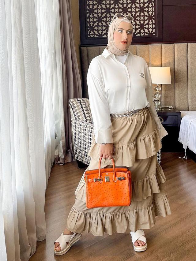 8 Ide Padu Padan Outfit Hijab dan Rok Panjang dari Irish Bella hingga Tasyi Athasyia