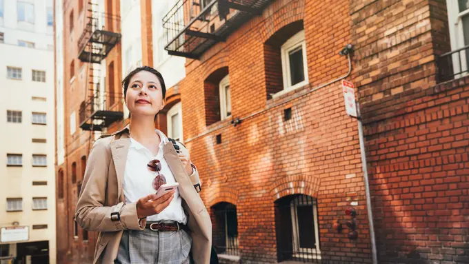 wanita juni punya aura mandiri