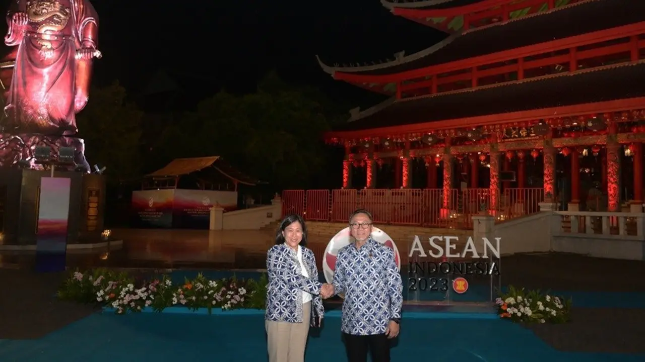 Perwakilan Dagang AS, Katherine Tai bertemu dengan Menteri Perdagangan Indonesia, Zulkifli Hasan