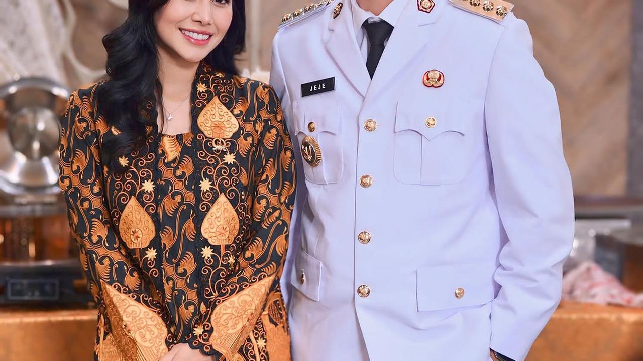 Sudah Menjabat Jadi Bupati Bandung Barat, Ini 7 Potret Jeje Govinda Kenakan Seragam Kepala Daerah