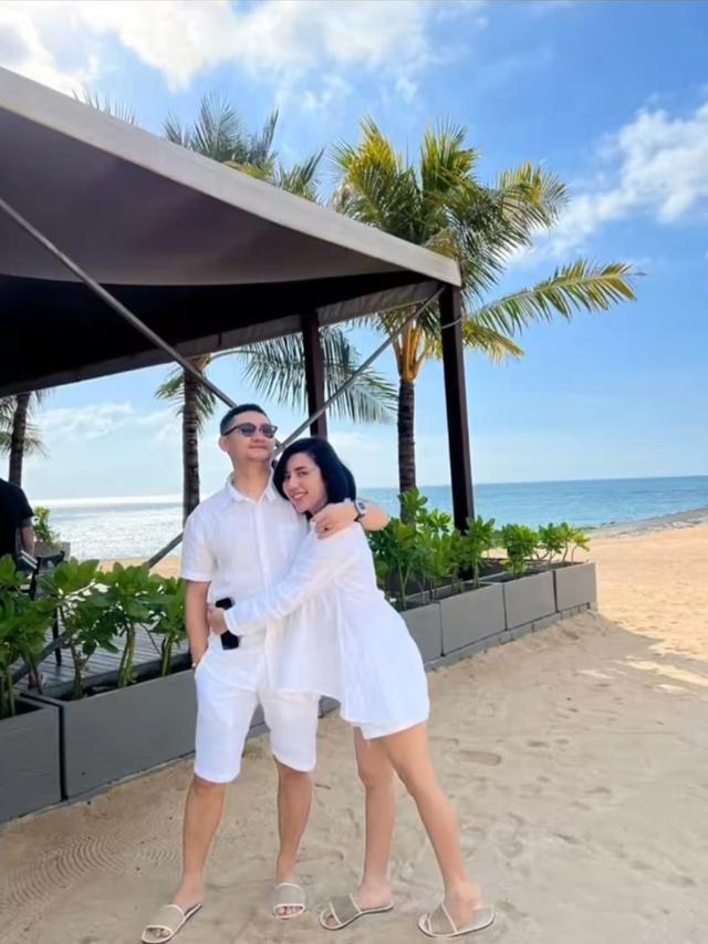 Angga Wijaya dan Calon Istri