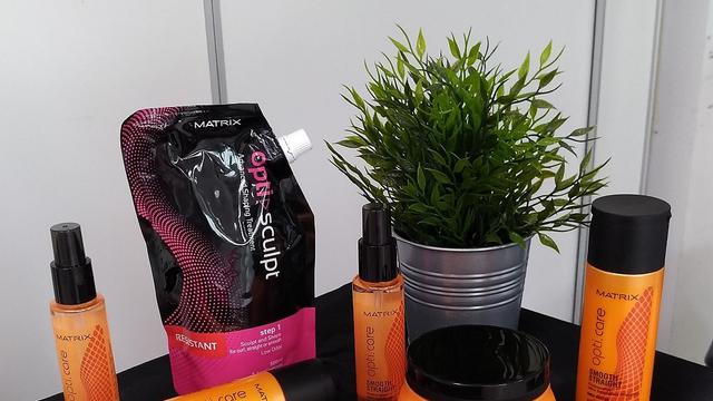 Cara Baru Smoothing, Rambut Lebih Bervolume dan Minim Rusak