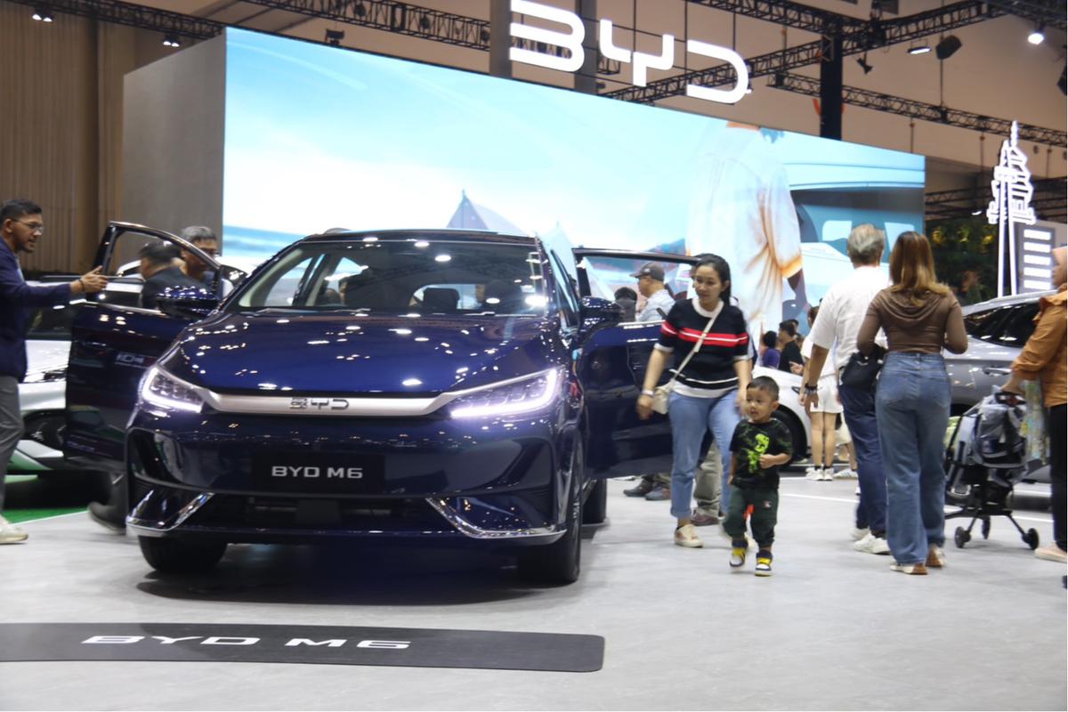 Avanza dan Brio Masih Jadi Mobil Terlaris, BYD M6 Masuk 10 Besar