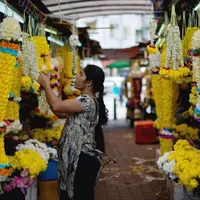 Little India, tempat yang membuatmu lupa berada di Malaysia.