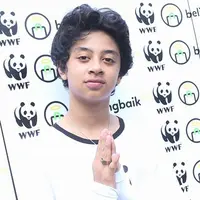 Bastian Steel khawatir dengan Opungnya yang sedang sakit.