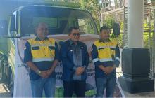 Berkontribusi Jaga Lingkungan, PT HSM Sumbang Truk Sampah