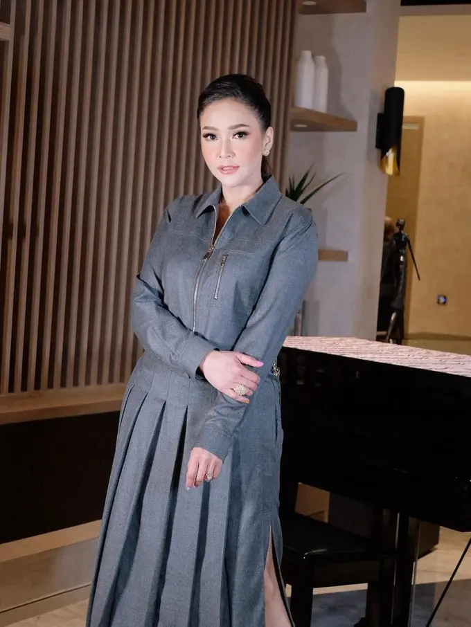 Potret Kamar Tidur Rumah Maia Estianty, Dindingnya Bergaya Italia