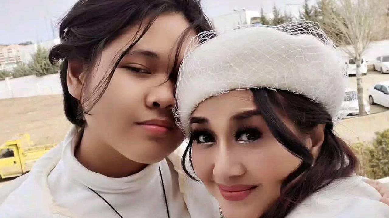7 Potret Gagah dan Ganteng Anak Semata Wayang Paramitha Rusady yang Kini Beranjak Remaja