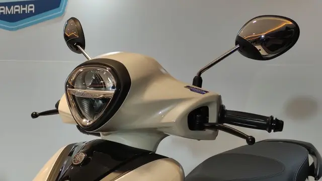 Yamaha Grand Filano Hybrid-Connected