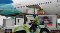 Indonesia kembali kedatangan 5.000.000 dosis vaksin Sinovac bentuk jadi pada Jumat (20/8/2021), yang tiba di Bandara Soekarno-Hatta, Tangerang. (Dok Taofiq Rauf/InfoPublik/Kementerian Komunikasi dan Informatika RI)