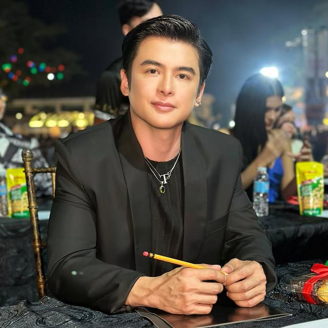 6 Potret Terbaru Teejay Marquez Pemeran Sean di Siapa Takut Jatuh Cinta