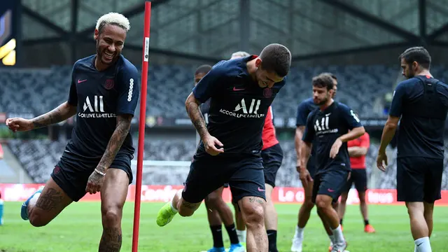 Canda Tawa Neymar CS Jelang Hadapi Rennes