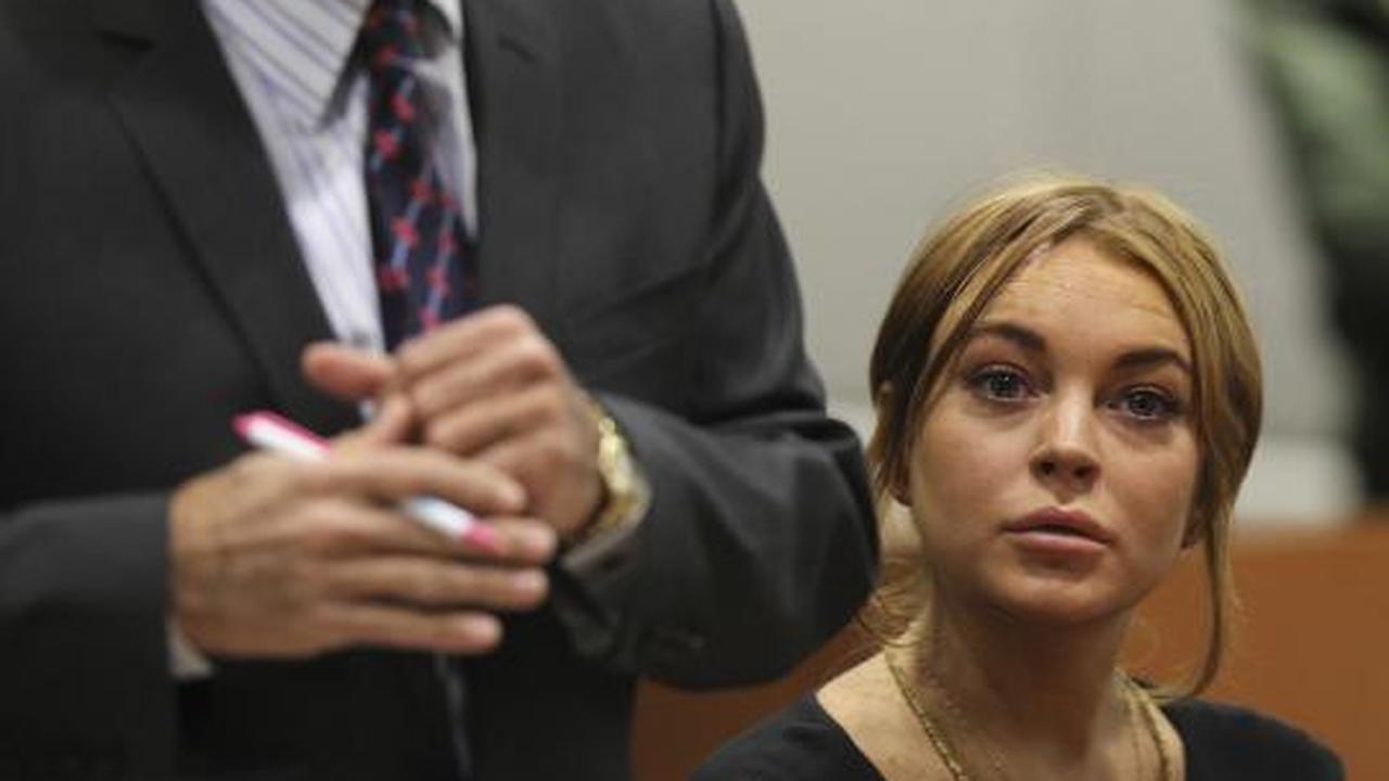 Aktris Hollywood Lindsay Lohan terjerat kasus tabrak lari