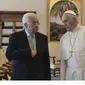 Vatikan beberapa waktu lalu juga telah mensepakati perjanjian di mana mereka mengakui status gereja katolik di Palestina.