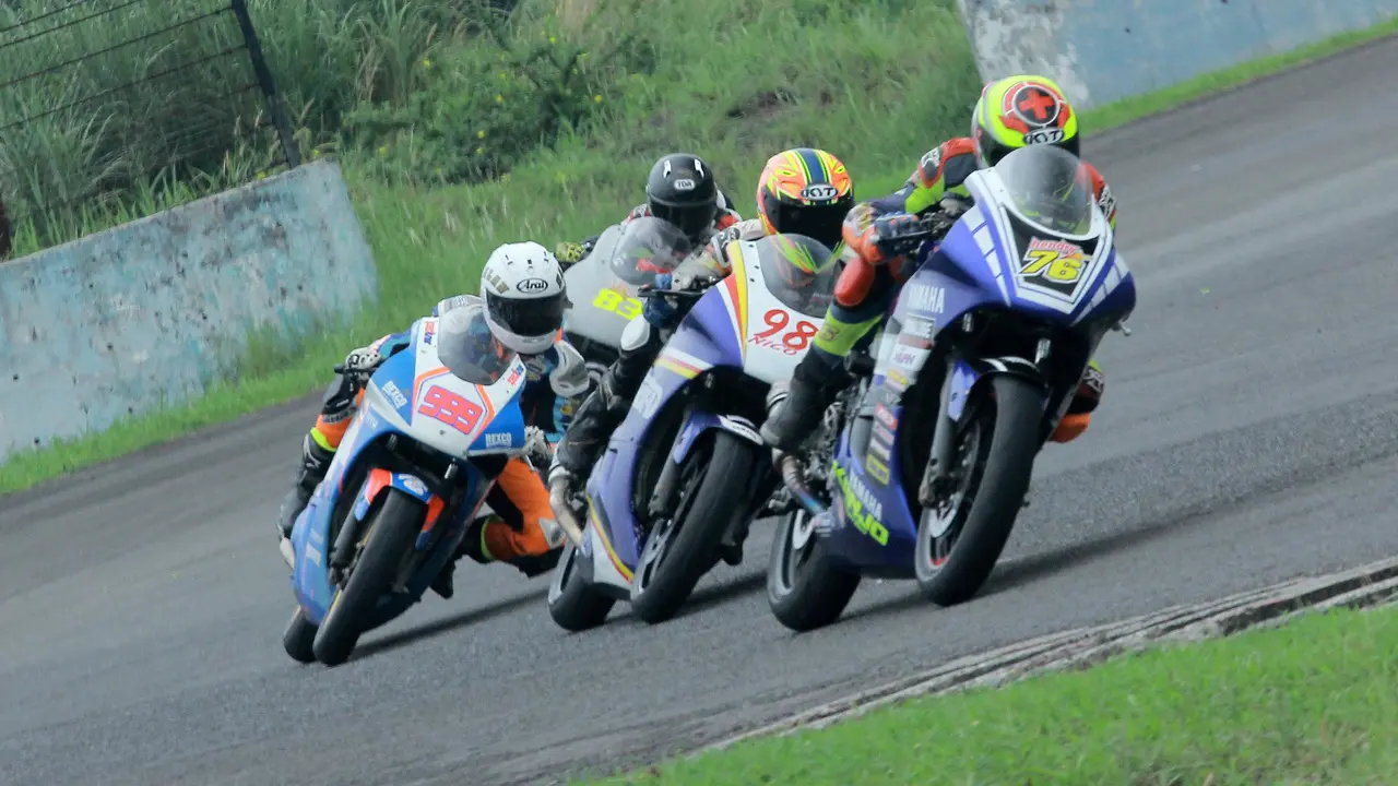  Kejurnas Sport 150 cc dan Sport 250 cc