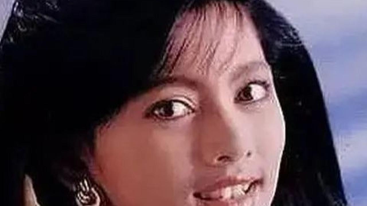 7 Potret Lawas Cut Keke saat Jadi Model Majalah, Wajahnya Seolah Tidak Berubah